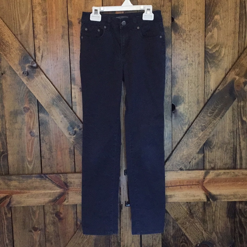 NWOT Vince dark wash navy blue jeans size 0!